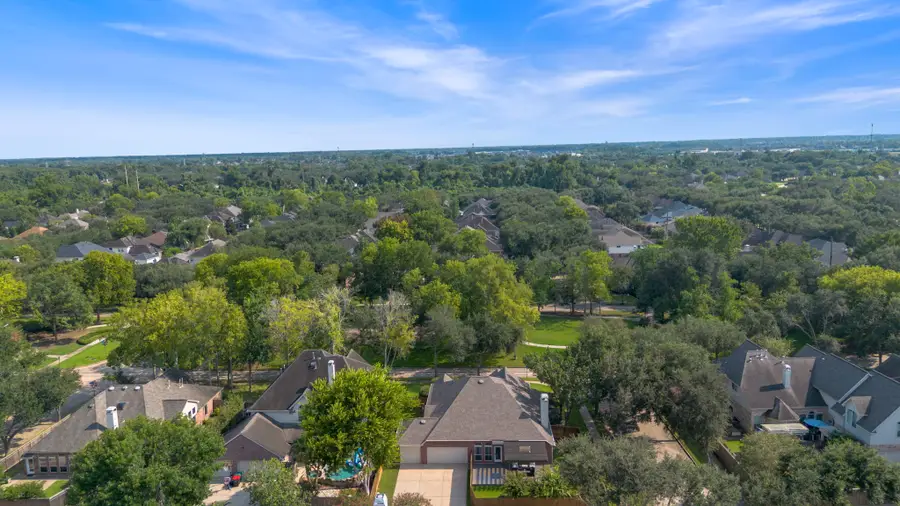 10235 Shipmans Landing Drive, Missouri City, TX 77459 - Image #3