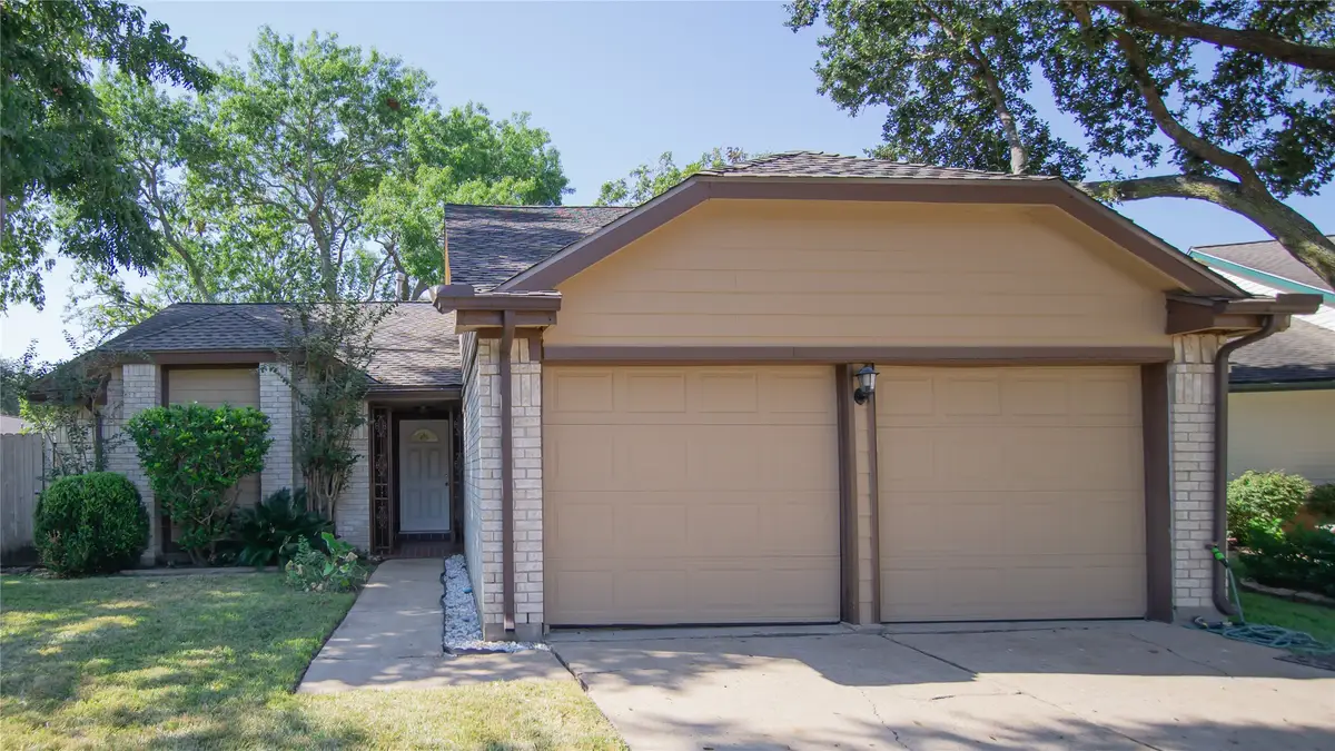 2206 Sunswept Court, Sugar Land, TX 77478 - Image #1