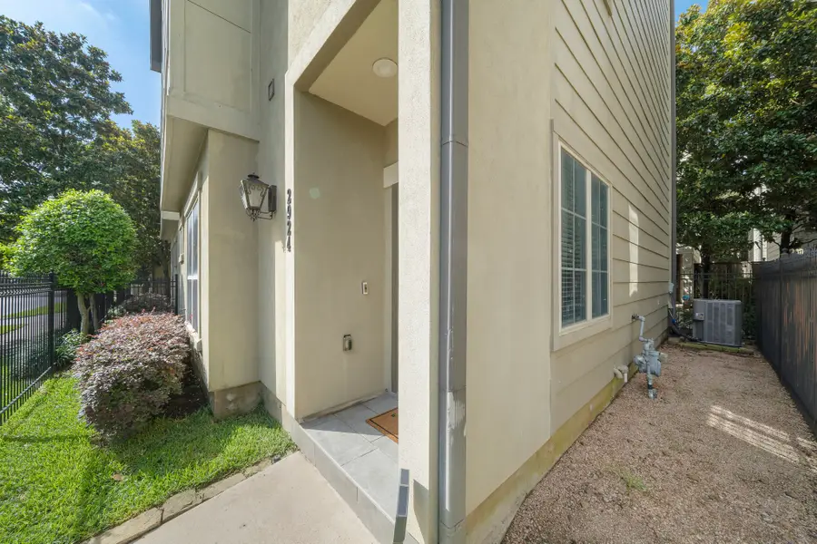 2924 Leeland Street, Houston, TX 77003 - Image #3