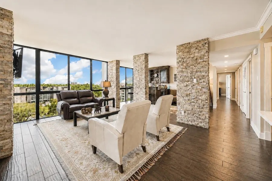5001 Woodway #1005, Houston, TX 77056 - #3