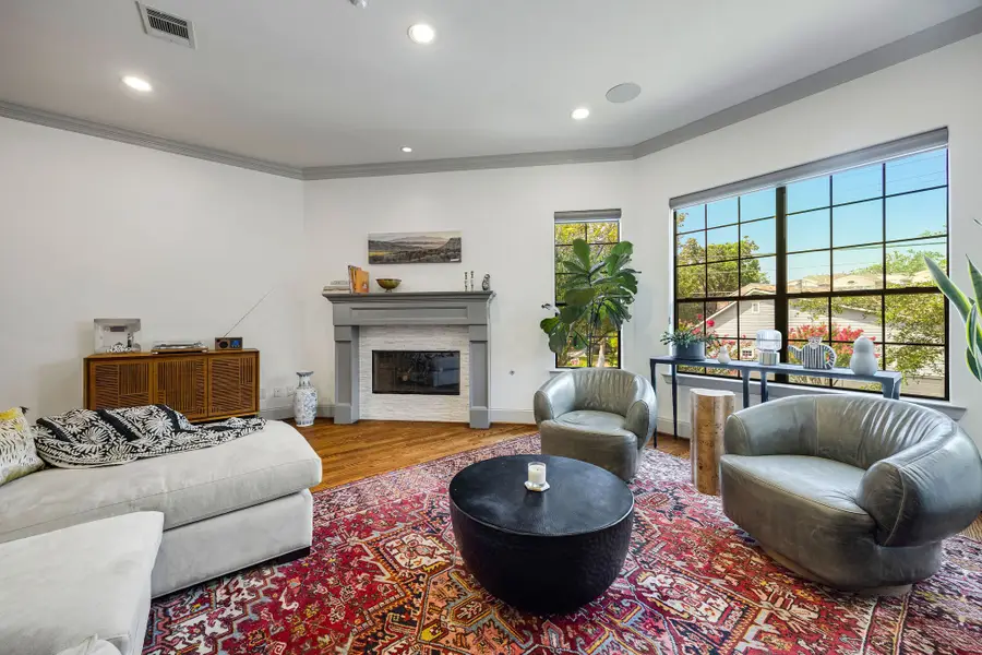2415 Commonwealth Street, Houston, TX 77006 - #3