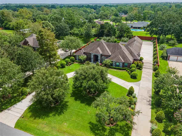 807 Murphy Lane, Friendswood, TX 77546