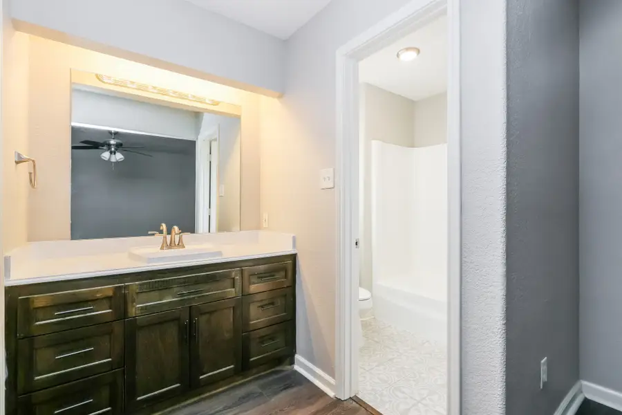 2030 Lone Rock Drive, Houston, TX 77339 - Image #2