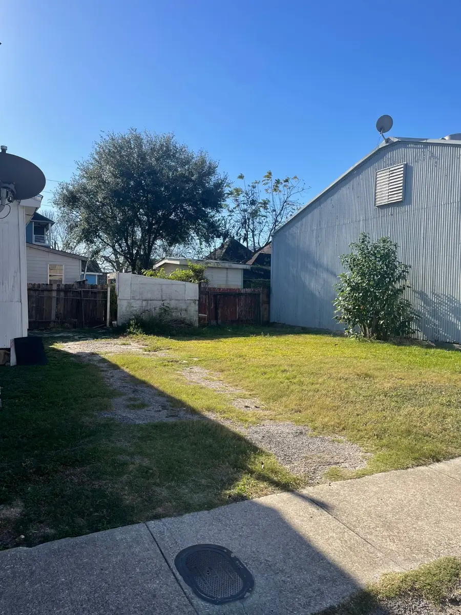 1517 Everett Street, Houston, TX 77009 - Image #3