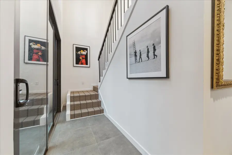 10 S Briar Hollow Lane #55, Houston, TX 77027 - Image #3