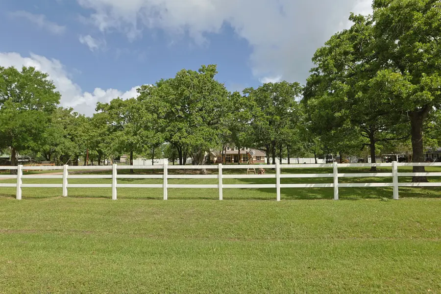 101 Pin Oak Lane, Hempstead, TX 77445 - #3