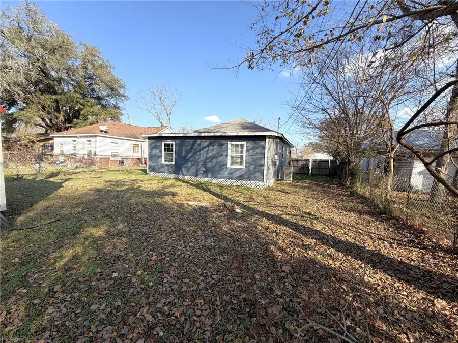 410 N Elm Street, Trinity, TX 75862 - Image #3