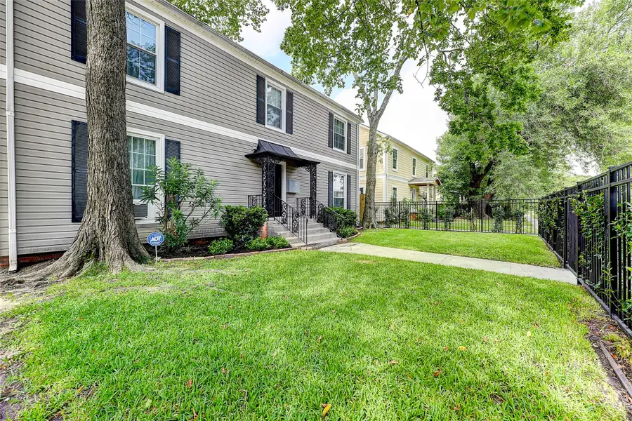 2509 Shakespeare Street, Houston, TX 77030 - Image #2