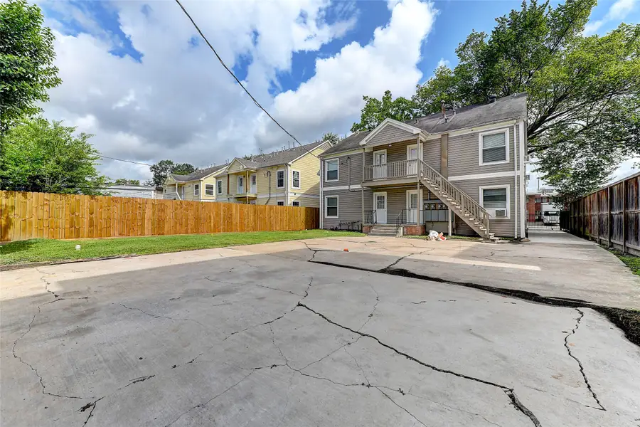 2509 Shakespeare Street, Houston, TX 77030 - Image #3