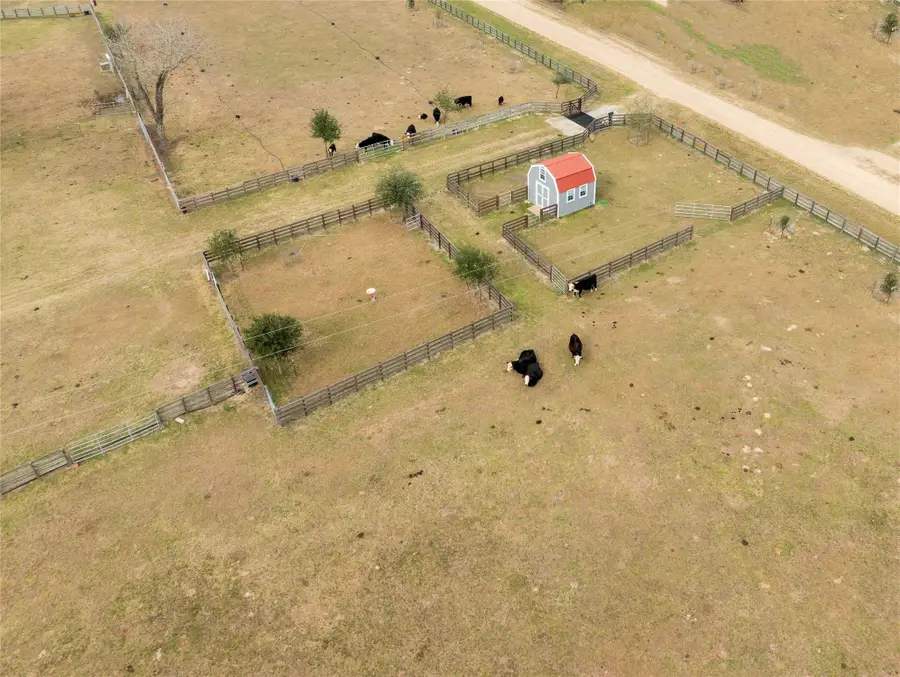 66 County Road 77d, Schulenburg, TX 78956 - #3