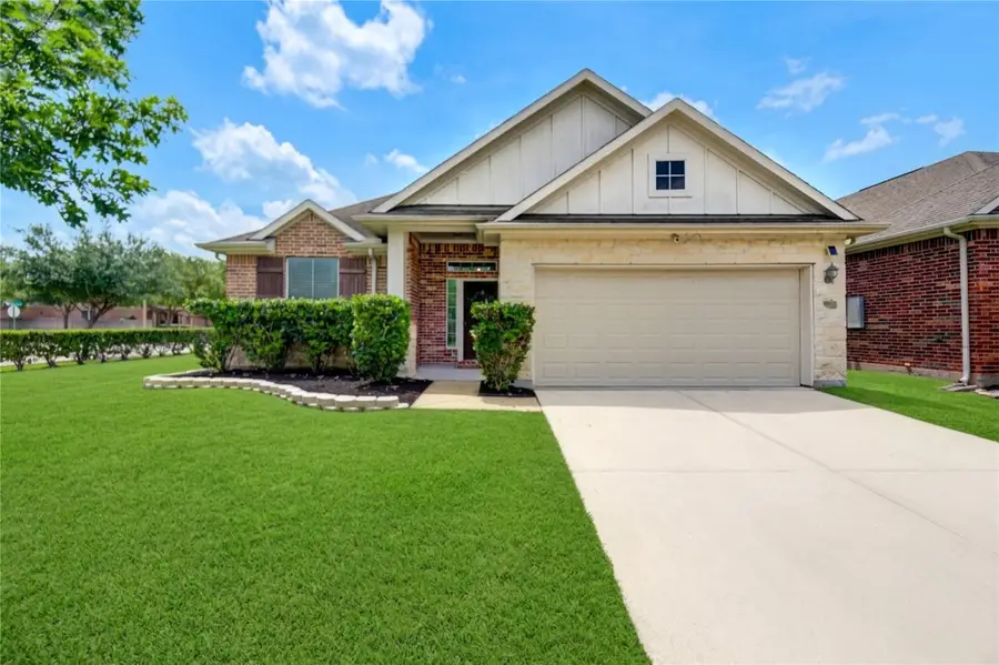 3031 Fir Meadow Lane, Dickinson, TX 77539 - #3