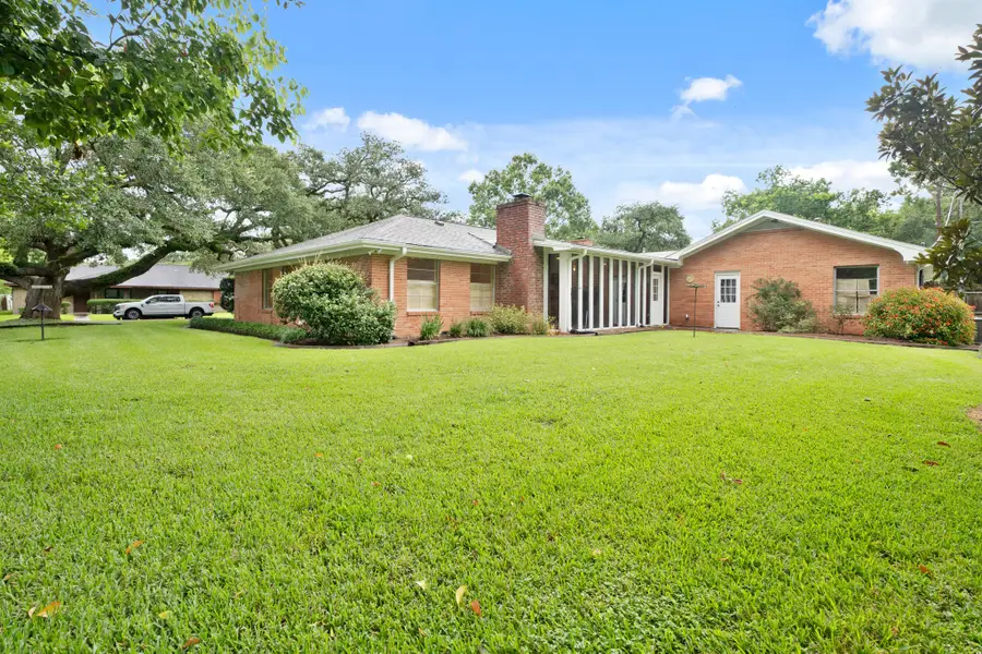 303 S Jackson Street, Alvin, TX 77511 - Image #3