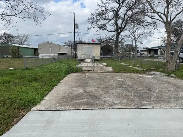 134 Heron Inlet S, Baytown, TX 77523