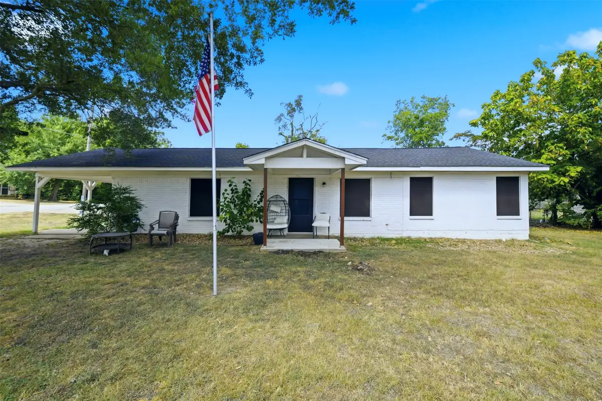 700 N Owensville Street, Franklin, TX 77856 - #1