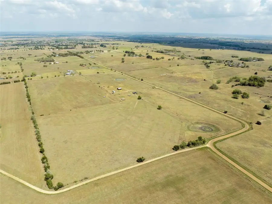 6446 Mensik Road, Schulenburg, TX 78956 - #3