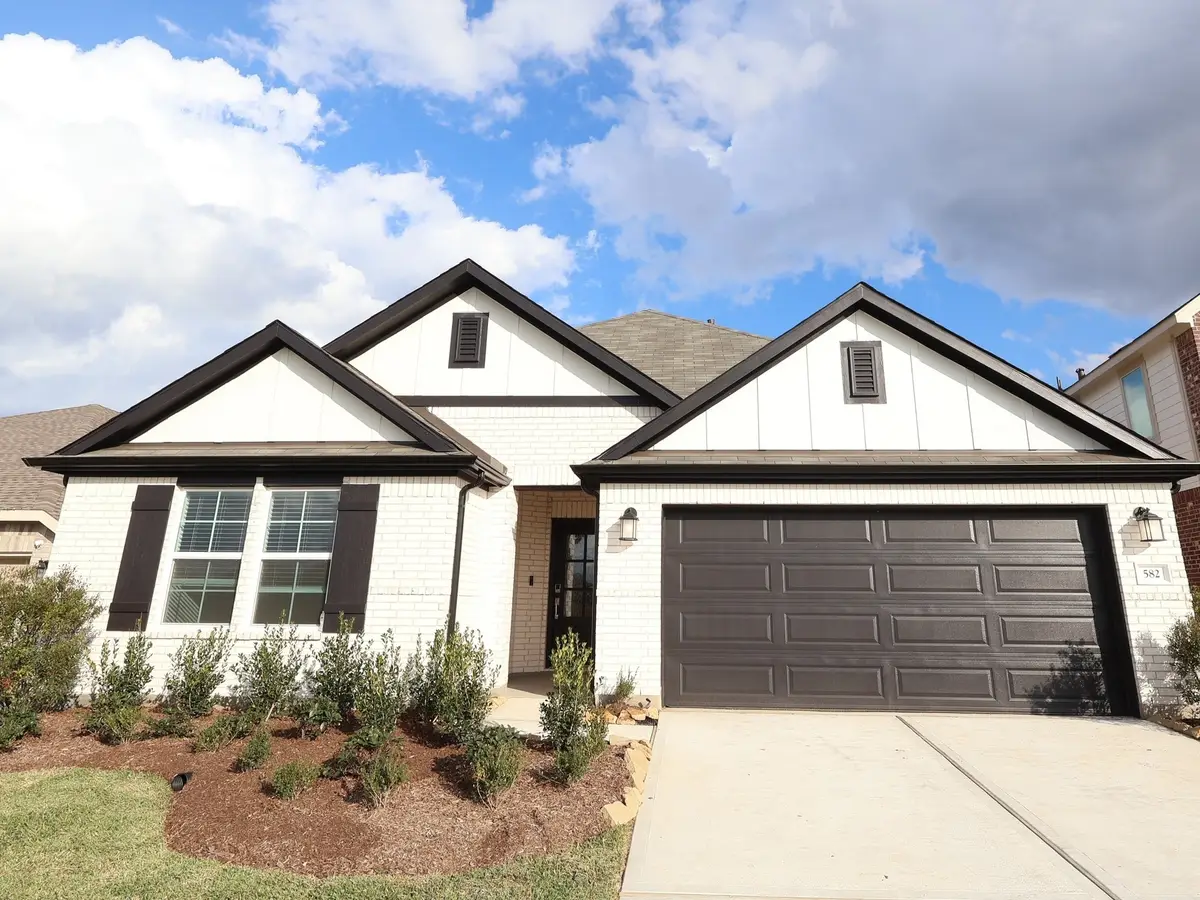 582 Bluebell Maiden Court, Magnolia, TX 77354 - Image #1