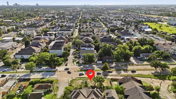 5342 Petty Street, Houston, TX 77007