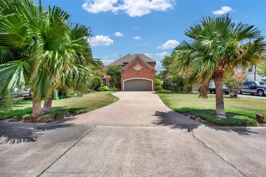 2668 E Bayshore Drive, San Leon, TX 77539 - #2