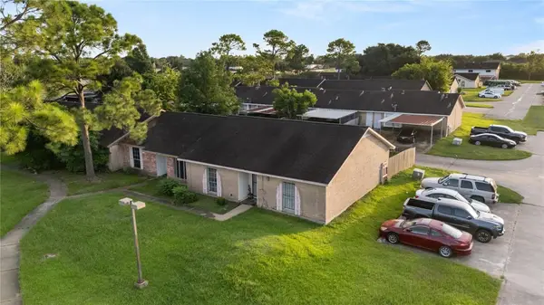 6913 Chasewood Drive, Missouri City, TX 77489