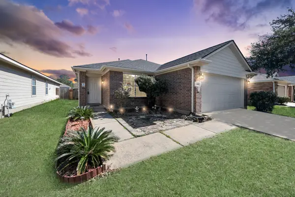 21630 Falvelsunset Court, Spring, TX 77388