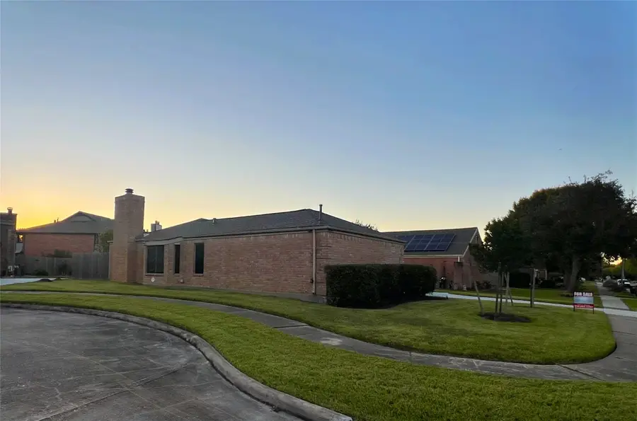 12219 Ashling Drive, Houston, TX 77477 - Image #3