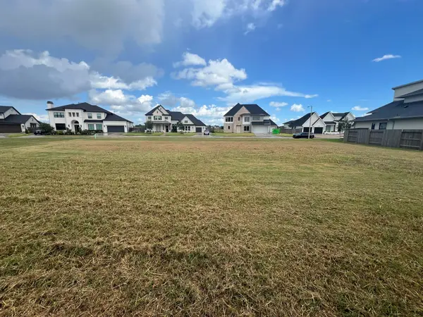 4812 Lost Creek Lane, League City, TX 77573