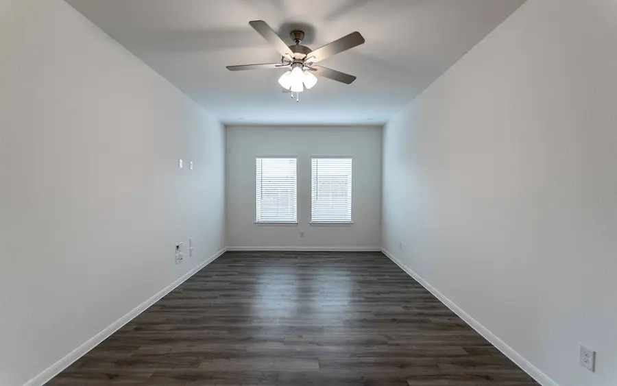 13113 Sapphire Lake Lane, Texas City, TX 77568 - Image #2