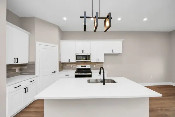 7540 Charlie St Street, Houston, TX 77088