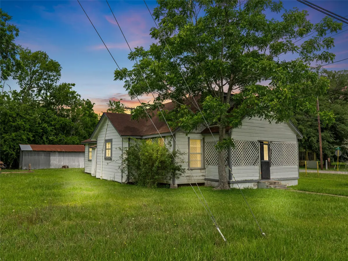 3200 Moore Avenue, Bay City, TX 77414 - Image #1