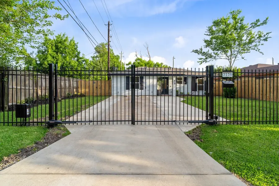 3138 Sunbeam Street, Houston, TX 77051 - #3