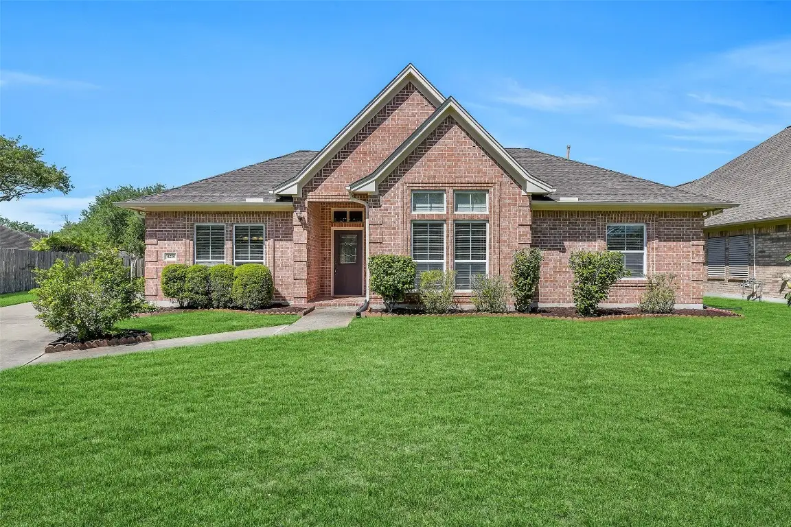 4218 Castle Drive, Santa Fe, TX 77510 - #1