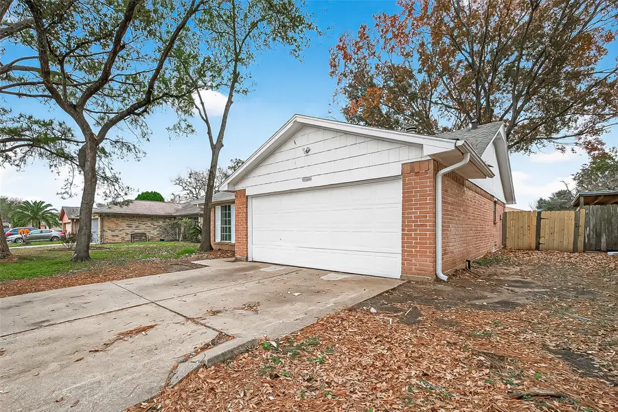 16235 La Terra Drive, Houston, TX 77083 - Image #3