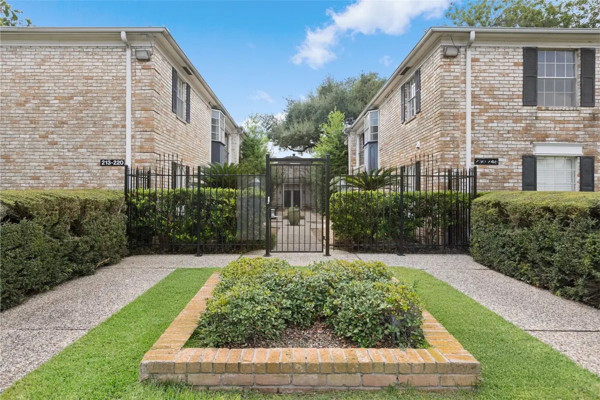 7900 Westheimer Road #226, Houston, TX 77063 - Image #1
