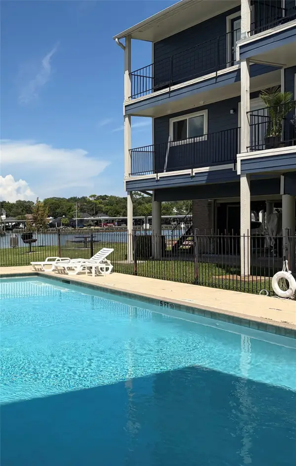 18519 Egret Bay Boulevard #1602, Webster, TX 77058
