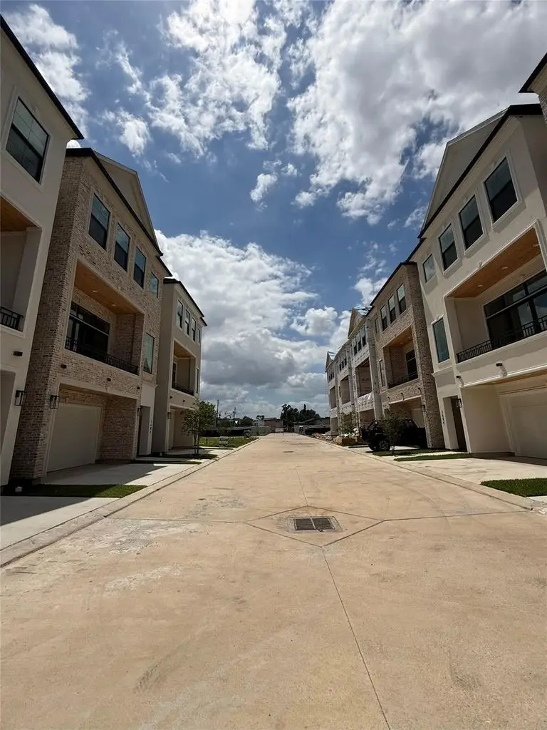 7610 Janak Spring Street, Houston, TX 77055 - #2