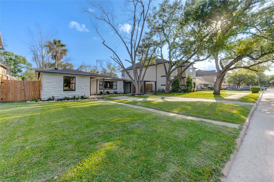 3221 Durhill Street, Houston, TX 77025 - #3