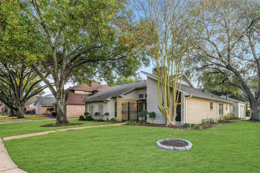 12531 Olympia Drive, Houston, TX 77077 - Image #2