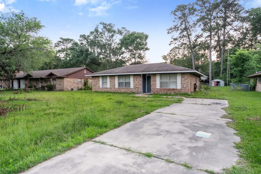 1204 Crescent Boulevard, Cleveland, TX 77327 - Image #3