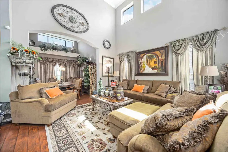 602 Beverly Circle, Stafford, TX 77477 - #2