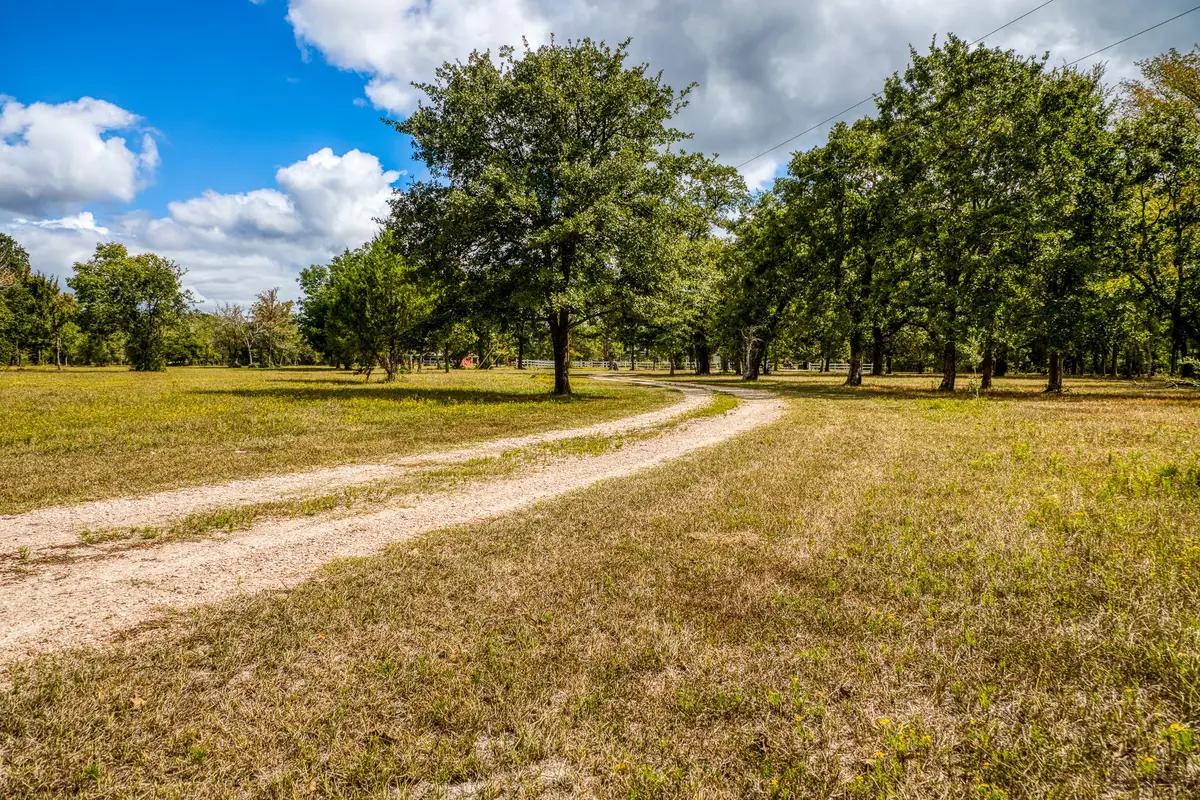12018 Fm 2620 Road, Bedias, TX 77831 - Image #1