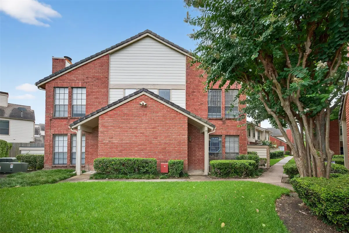 2211 S Kirkwood Road #49, Houston, TX 77077 - Image #1