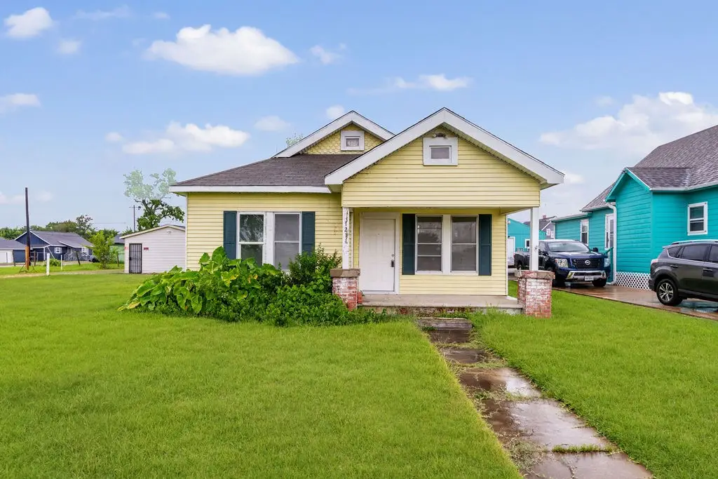 1211 W 2nd Street, Freeport, TX 77541 - #1