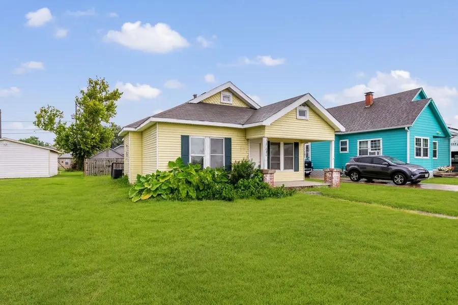 1211 W 2nd Street, Freeport, TX 77541 - #3