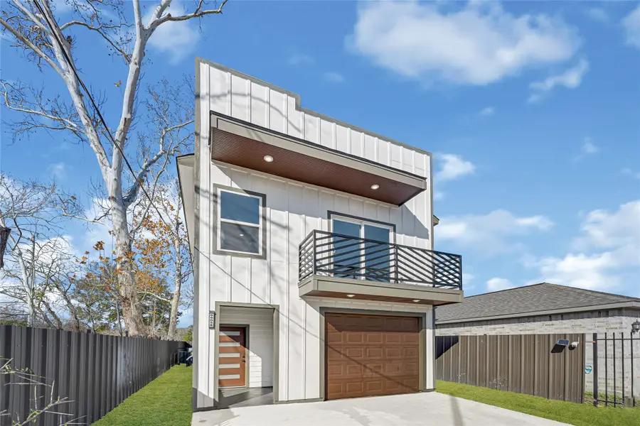 6605 Apollo Street, Houston, TX 77091 - Image #3