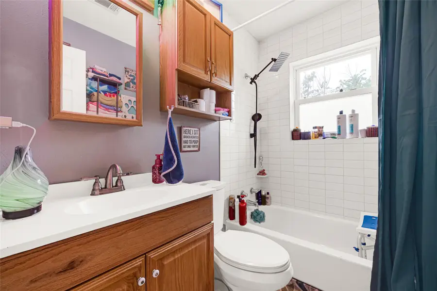 1008 E Houston Street, Highlands, TX 77562 - #3