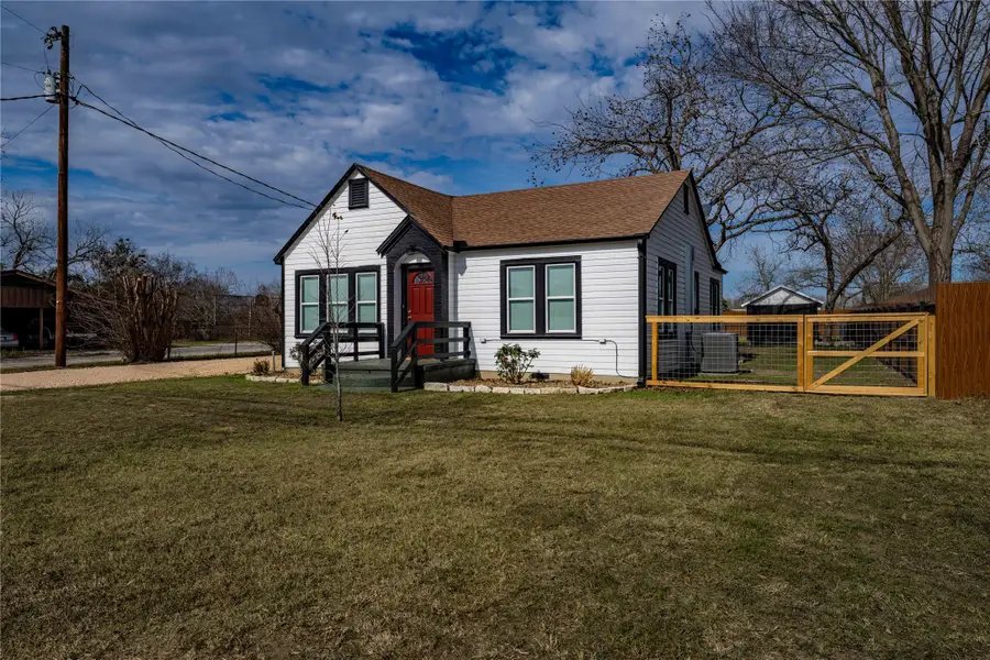 1413, 1415 Carroll Lane, La Grange, TX 78945 - Image #3