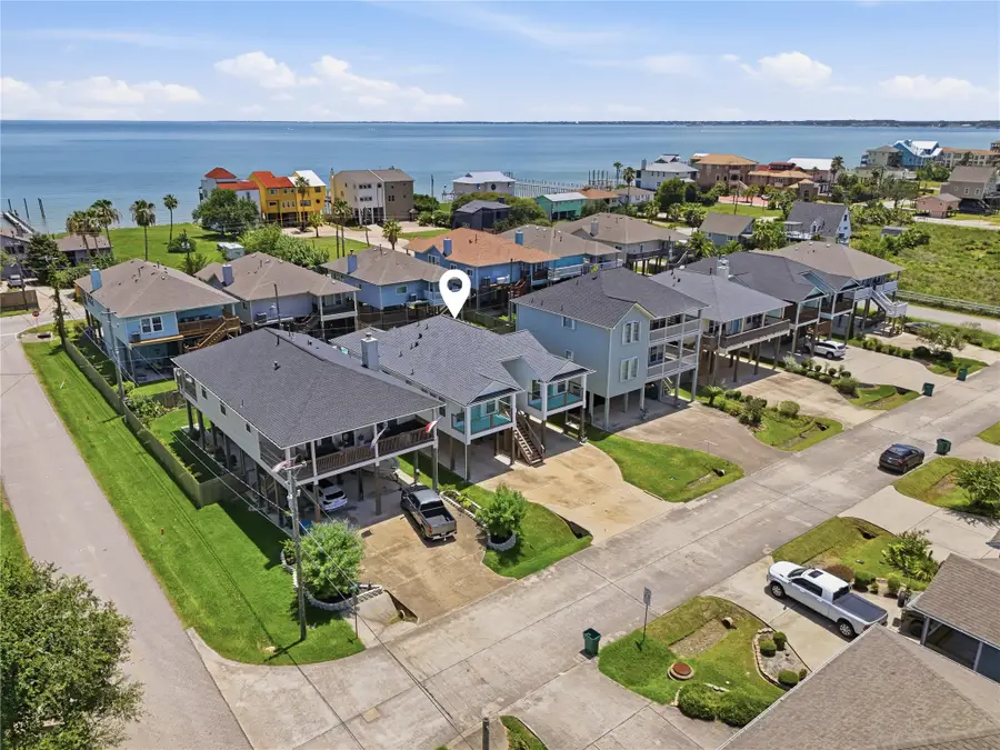2116 Menard Avenue, Seabrook, TX 77586 - #2
