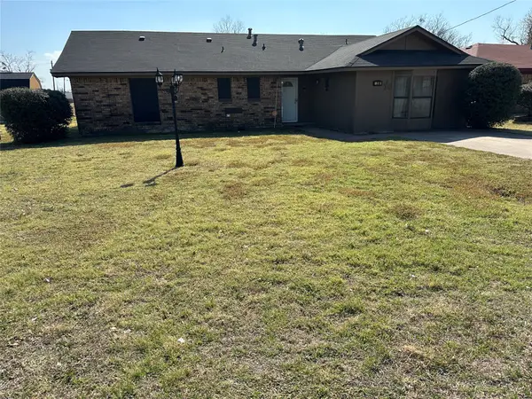 1208 Clark Street, Marlin, TX 76661