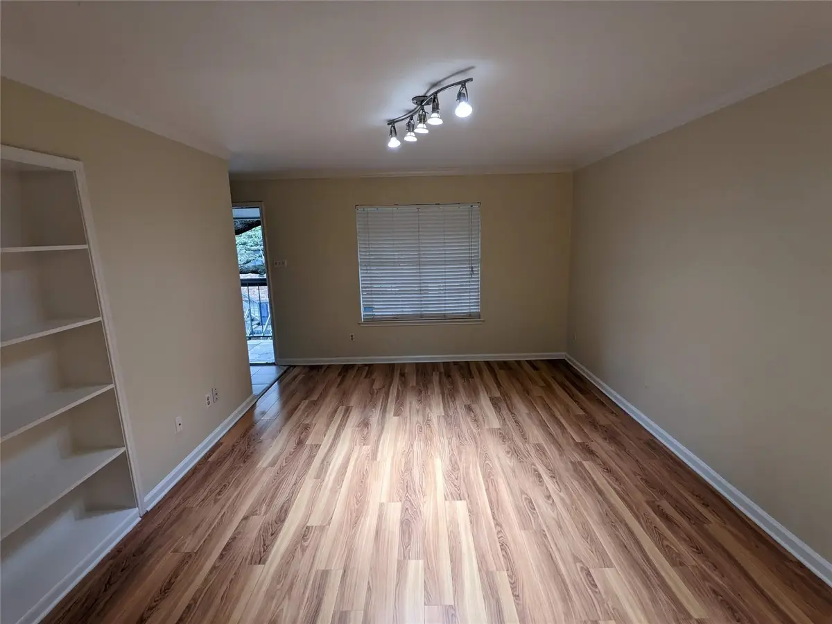 2250 Bering Drive #68, Houston, TX 77057 - Image #1