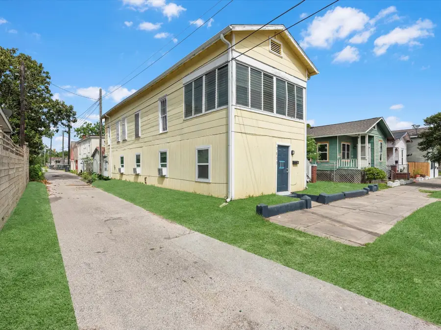 1811 39th Street, Galveston, TX 77550 - Image #2